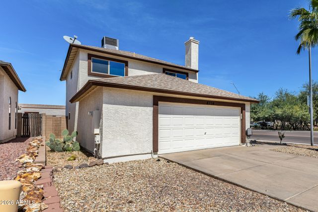 8704 W BLUEFIELD Avenue, Peoria, AZ 85382