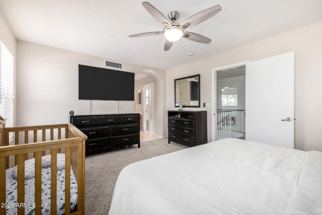 8704 W BLUEFIELD Avenue, Peoria, AZ 85382