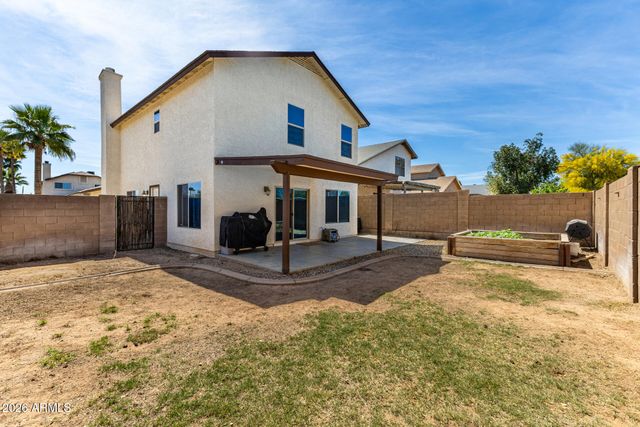 8704 W BLUEFIELD Avenue, Peoria, AZ 85382