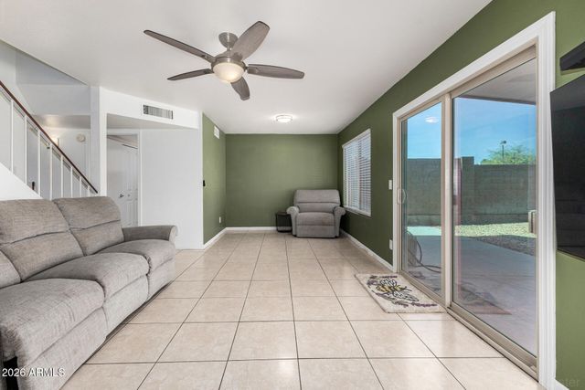 8704 W BLUEFIELD Avenue, Peoria, AZ 85382