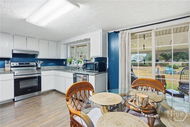 102 Chestnut Street, Bloomingdale, GA 31302