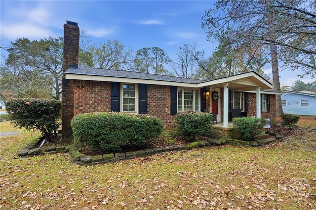 102 Chestnut Street, Bloomingdale, GA 31302