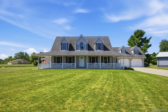 5090 S Huron River Drive, Berlin Charter Township, MI 48179
