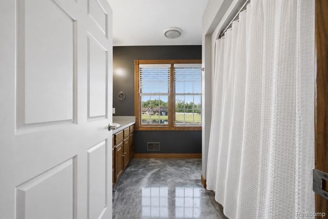 5090 S Huron River Drive, Berlin Charter Township, MI 48179