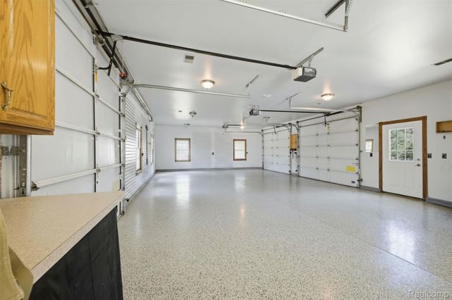 5090 S Huron River Drive, Berlin Charter Township, MI 48179