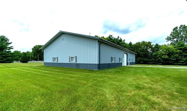 5090 S Huron River Drive, Berlin Charter Township, MI 48179