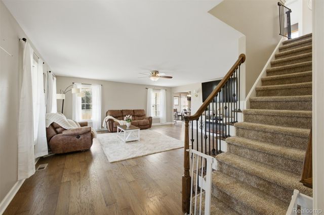 5090 S Huron River Drive, Berlin Charter Township, MI 48179