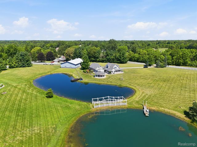 5090 S Huron River Drive, Berlin Charter Township, MI 48179