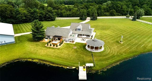 5090 S Huron River Drive, Berlin Charter Township, MI 48179