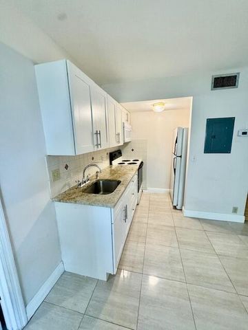 2074 NW 43rd Terrace 7, Lauderhill, FL 33313