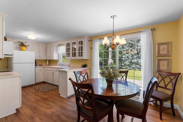 1430 OAK RIDGE DRIVE, Green Bay, WI 54304