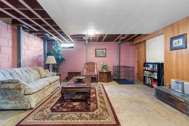 1430 OAK RIDGE DRIVE, Green Bay, WI 54304