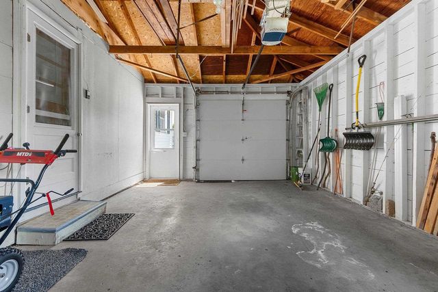 1430 OAK RIDGE DRIVE, Green Bay, WI 54304