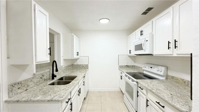 102 3RD JPV STREET, Winter Haven, FL 33880