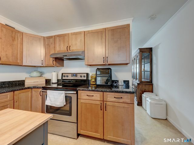 335 Cow Hill Road, Groton, CT 06355