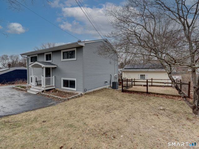 335 Cow Hill Road, Groton, CT 06355