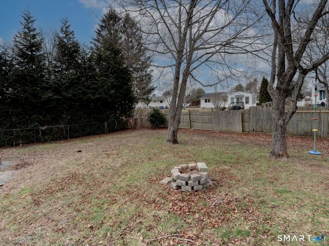 335 Cow Hill Road, Groton, CT 06355