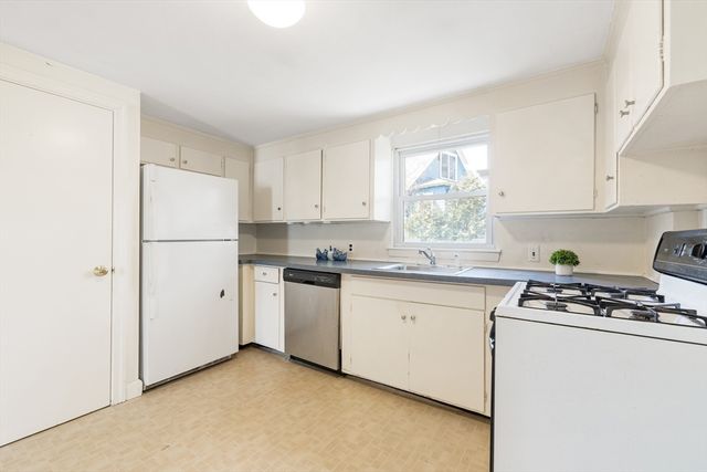 100 Wildwood Ave, Arlington, MA 02476