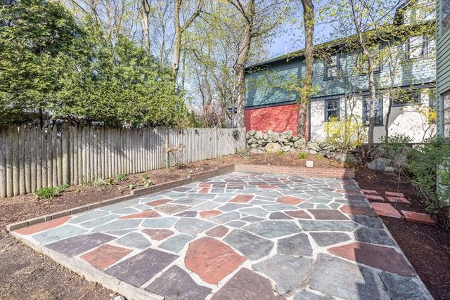 100 Wildwood Ave, Arlington, MA 02476