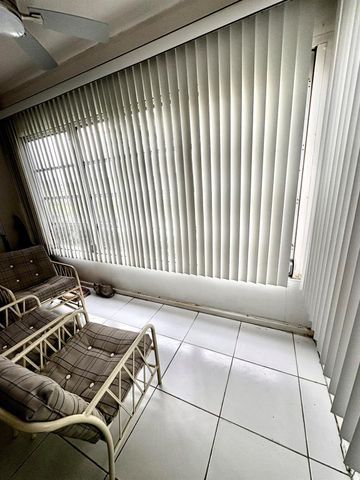 98 Stratford H, West Palm Beach, FL 33417