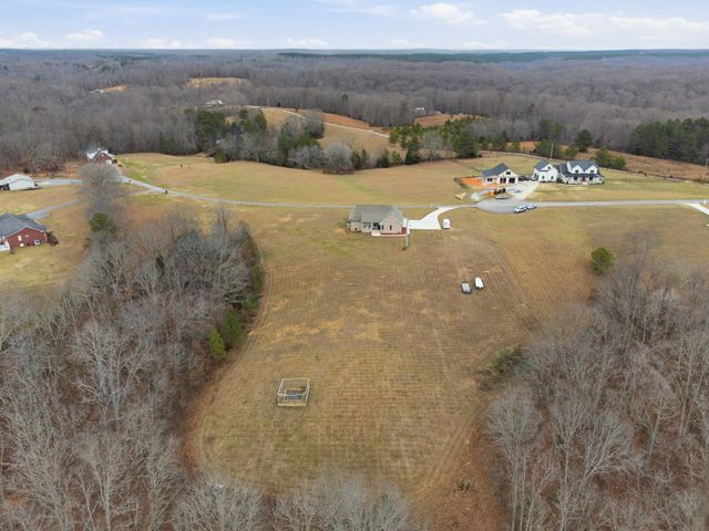 3055 Loren Ln, Centerville, TN 37033