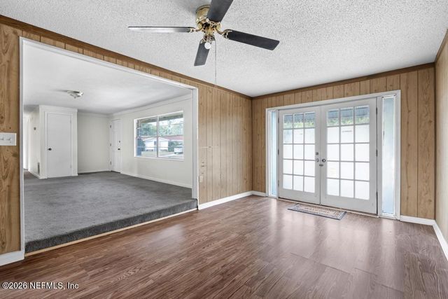 2126 WEYMOUTH Circle E, Jacksonville, FL 32246