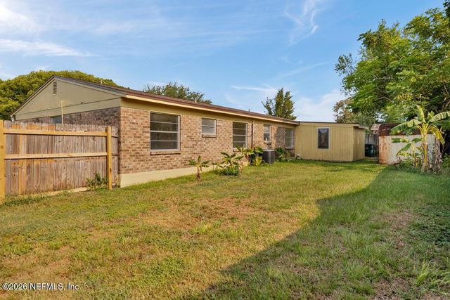 2126 WEYMOUTH Circle E, Jacksonville, FL 32246