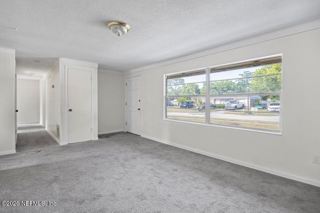 2126 WEYMOUTH Circle E, Jacksonville, FL 32246