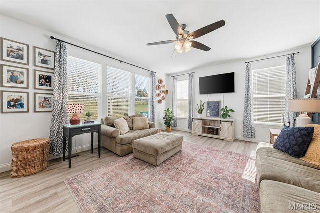 214 Grayleaf Court, Wentzville, MO 63385