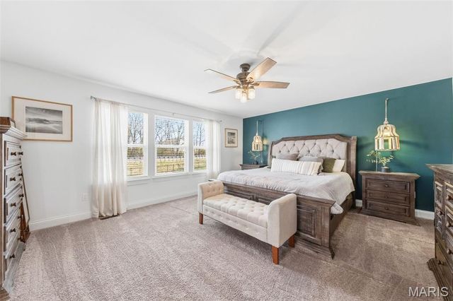 214 Grayleaf Court, Wentzville, MO 63385