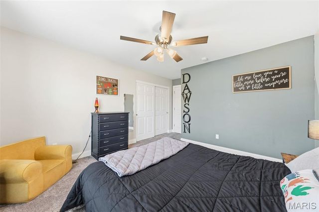 214 Grayleaf Court, Wentzville, MO 63385