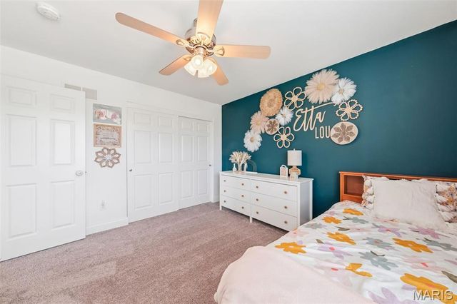 214 Grayleaf Court, Wentzville, MO 63385