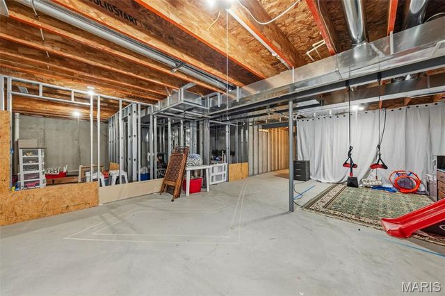 214 Grayleaf Court, Wentzville, MO 63385