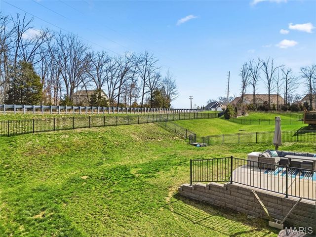 214 Grayleaf Court, Wentzville, MO 63385