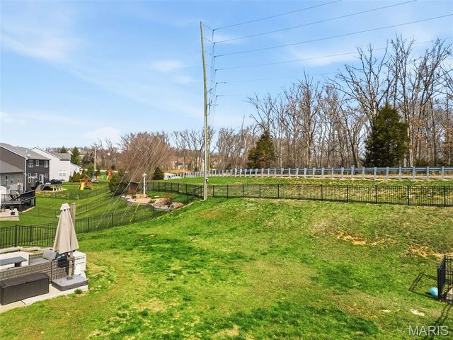 214 Grayleaf Court, Wentzville, MO 63385