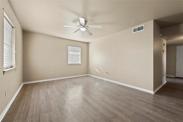 1811 N Mcdonald Avenue, Decatur, TX 76234