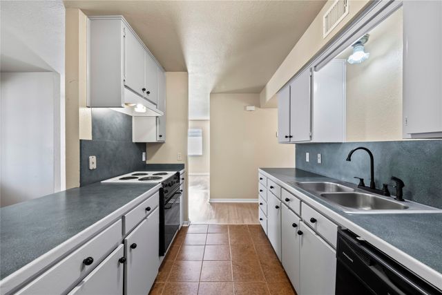 1811 N Mcdonald Avenue, Decatur, TX 76234