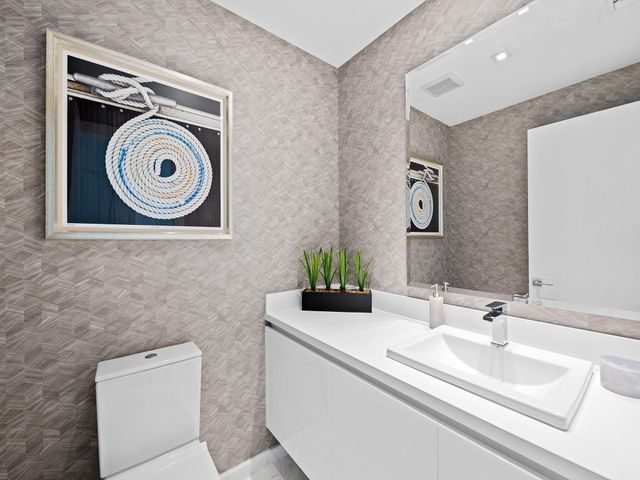 701 N Fort Lauderdale Beach Boulevard 605, Fort Lauderdale, FL 33304