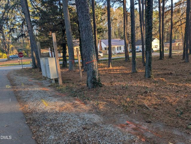 2727 Broad Street, Durham, NC 27704