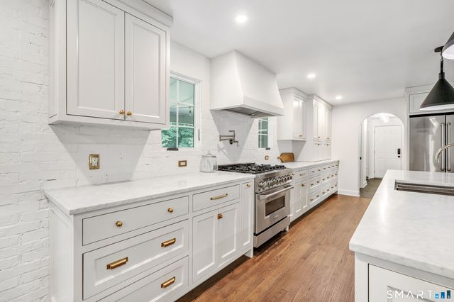 66 Cayer Circle, Shelton, CT 06484