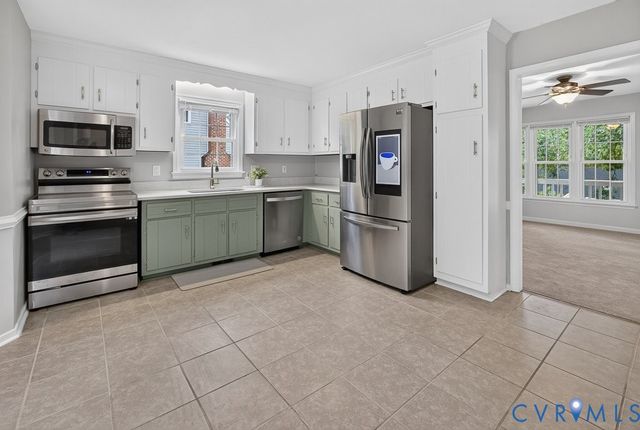 3112 Castlebury Dr, Chester, VA 23831