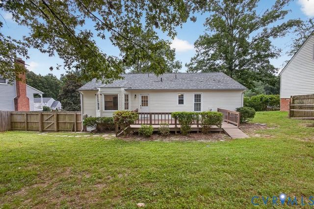3112 Castlebury Dr, Chester, VA 23831