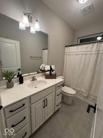 9215 Hawley Drive, Indianapolis, IN 46216