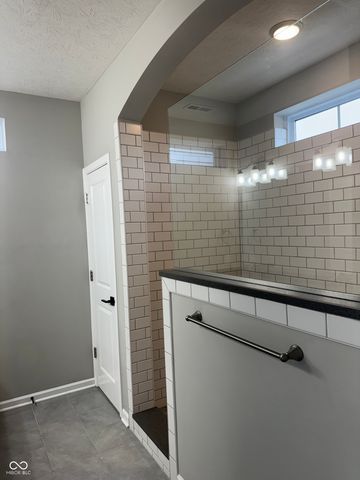 9215 Hawley Drive, Indianapolis, IN 46216