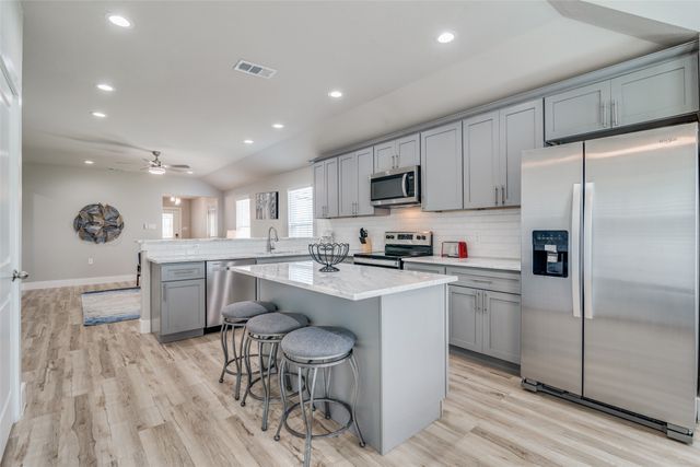 2845 Oakdale Street, Dallas, TX 75215