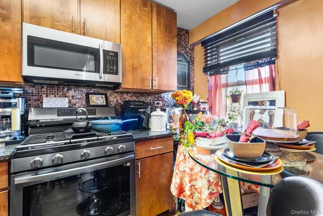 380 Cozine Avenue 5A, Brooklyn, NY 11207