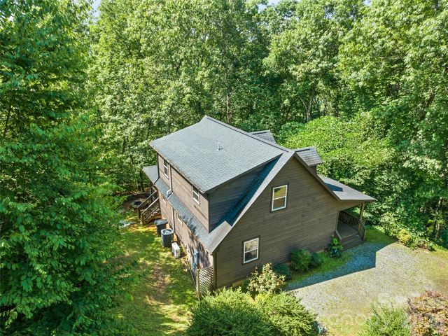 374 Rio Bravo Drive, Sylva, NC 28779