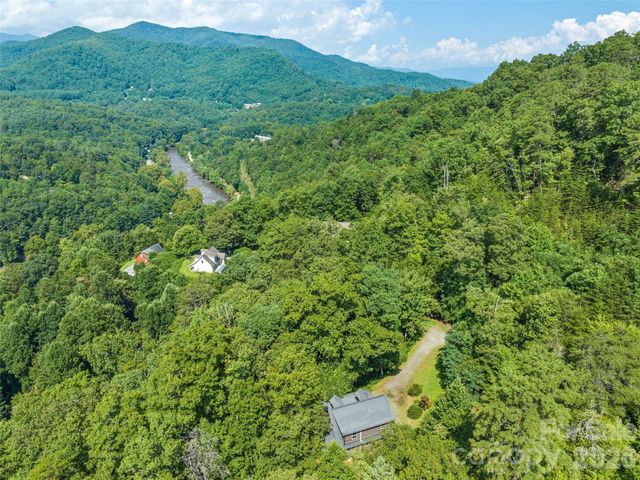 374 Rio Bravo Drive, Sylva, NC 28779
