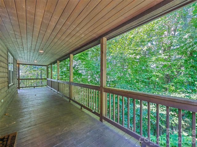 374 Rio Bravo Drive, Sylva, NC 28779