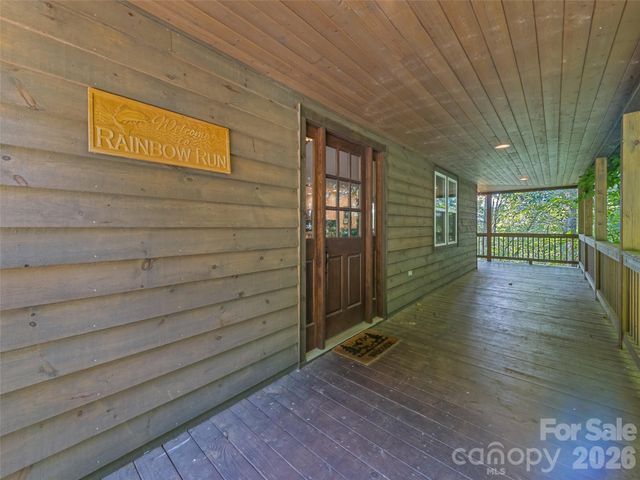 374 Rio Bravo Drive, Sylva, NC 28779